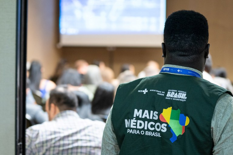 "Mais Médicos" prevê 34 vagas distribuídas em Maracaju e mais 21 localidades do Mato Grosso do Sul