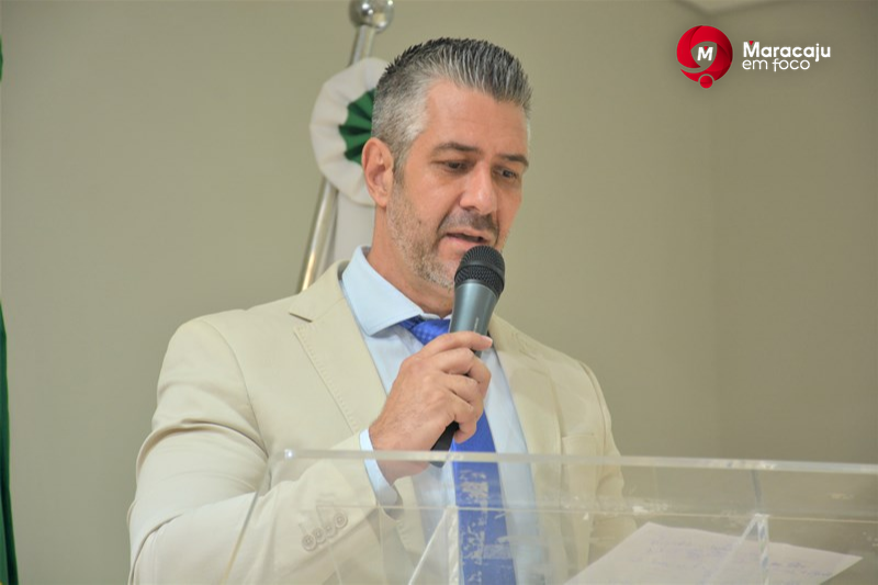 Com relatos de ausência de vacinas, coleiras preventivas e dificuldades no atendimento, Gustavo cobra informações sobre investimentos no Departamento de Zoonoses nos últimos 3 anos.