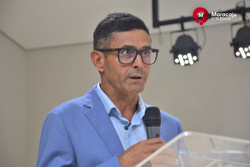 Vereador Nego do Povo pede limpeza de terrenos do Polo Industrial.