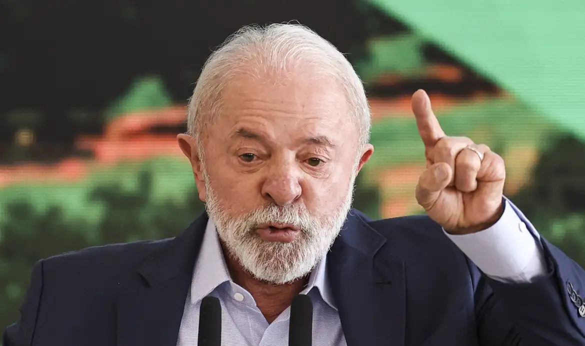 Lula diz que Motta descumpriu acordo e derrubada do IOF foi absurda