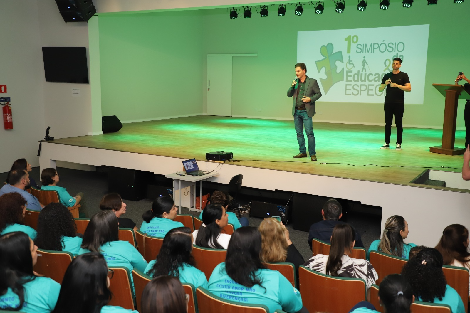 Inclusão e Aprendizado: Maracaju sedia 1° Simpósio da Educação Especial.
