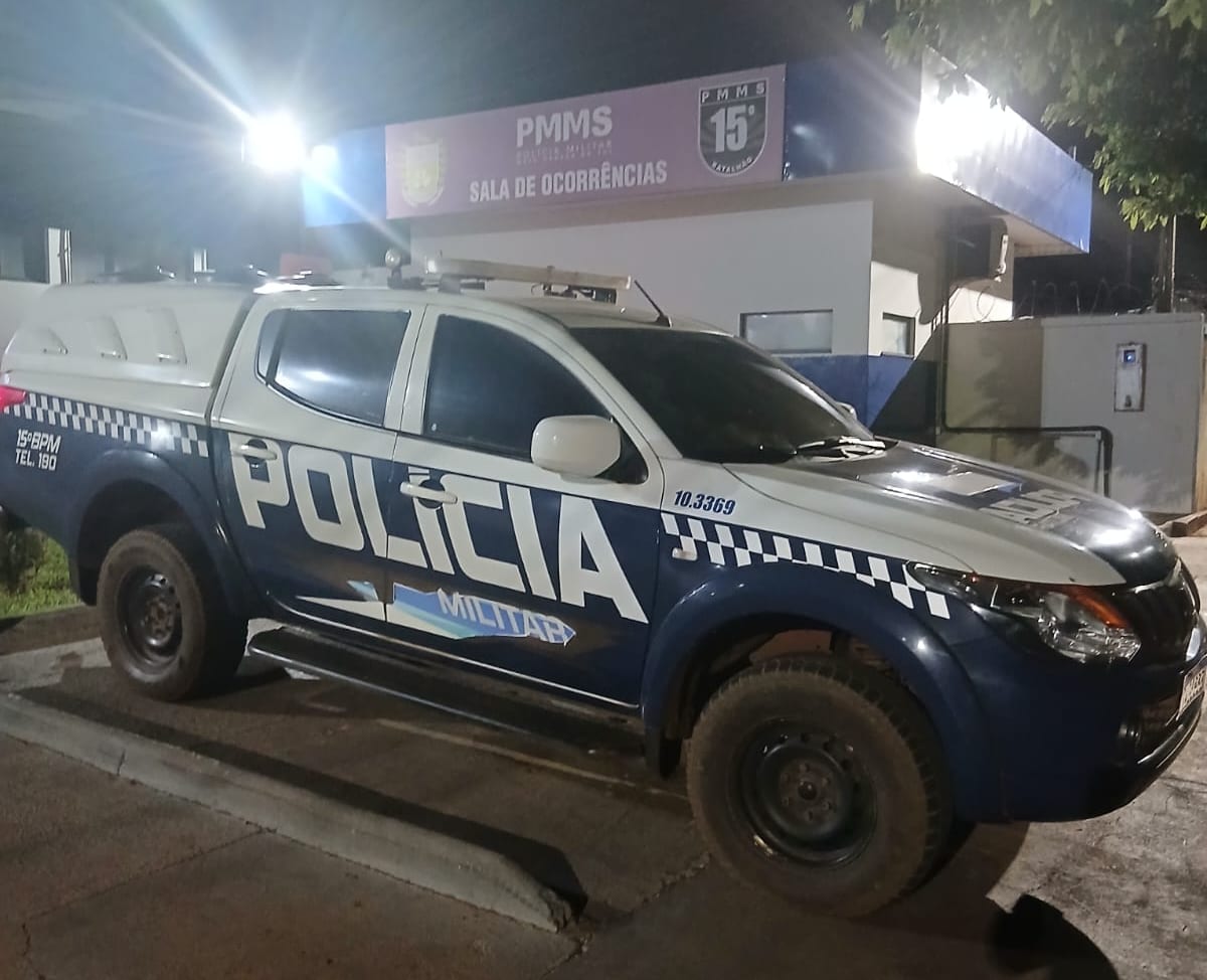 Mulher é conduzida à delegacia por descumprimento de medida protetiva em Maracaju
