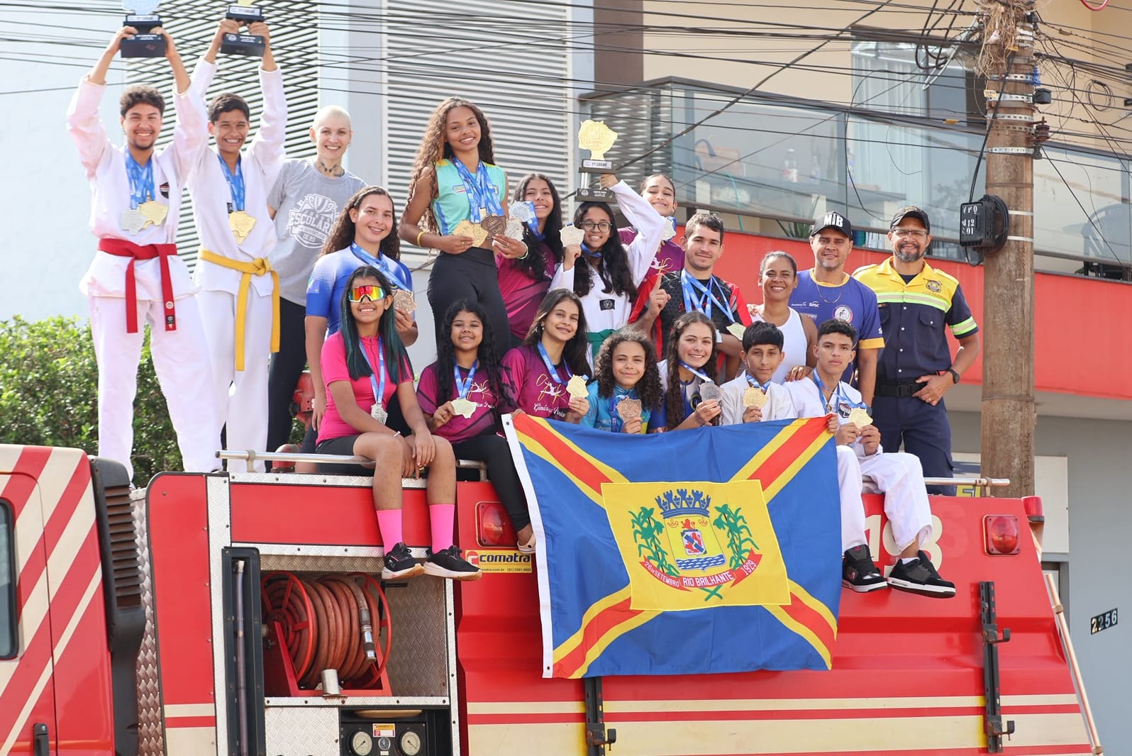 Rio Brilhante celebra conquistas nos Jogos Escolares da Juventude de MS com 25 premiações