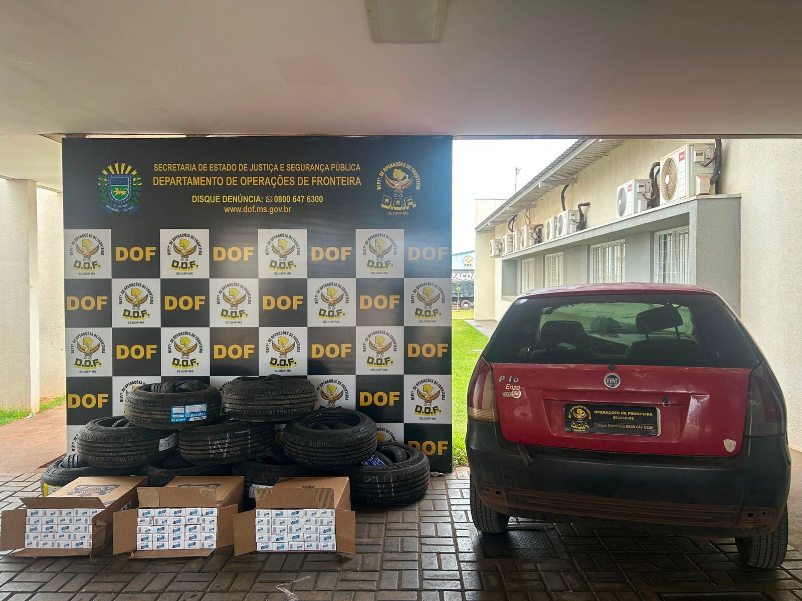 DOF apreende pneus e cigarros contrabandeados em Maracaju