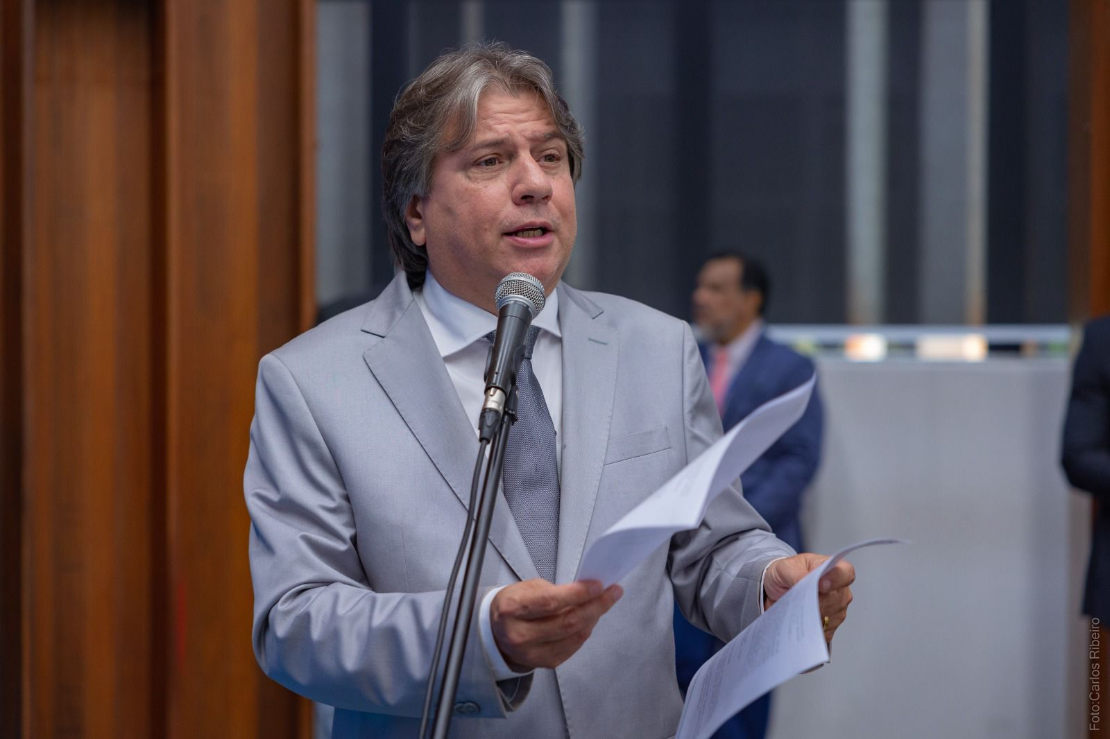 Indicação de Caravina busca garantir lotação no mesmo município para servidor com dependente em tratamento