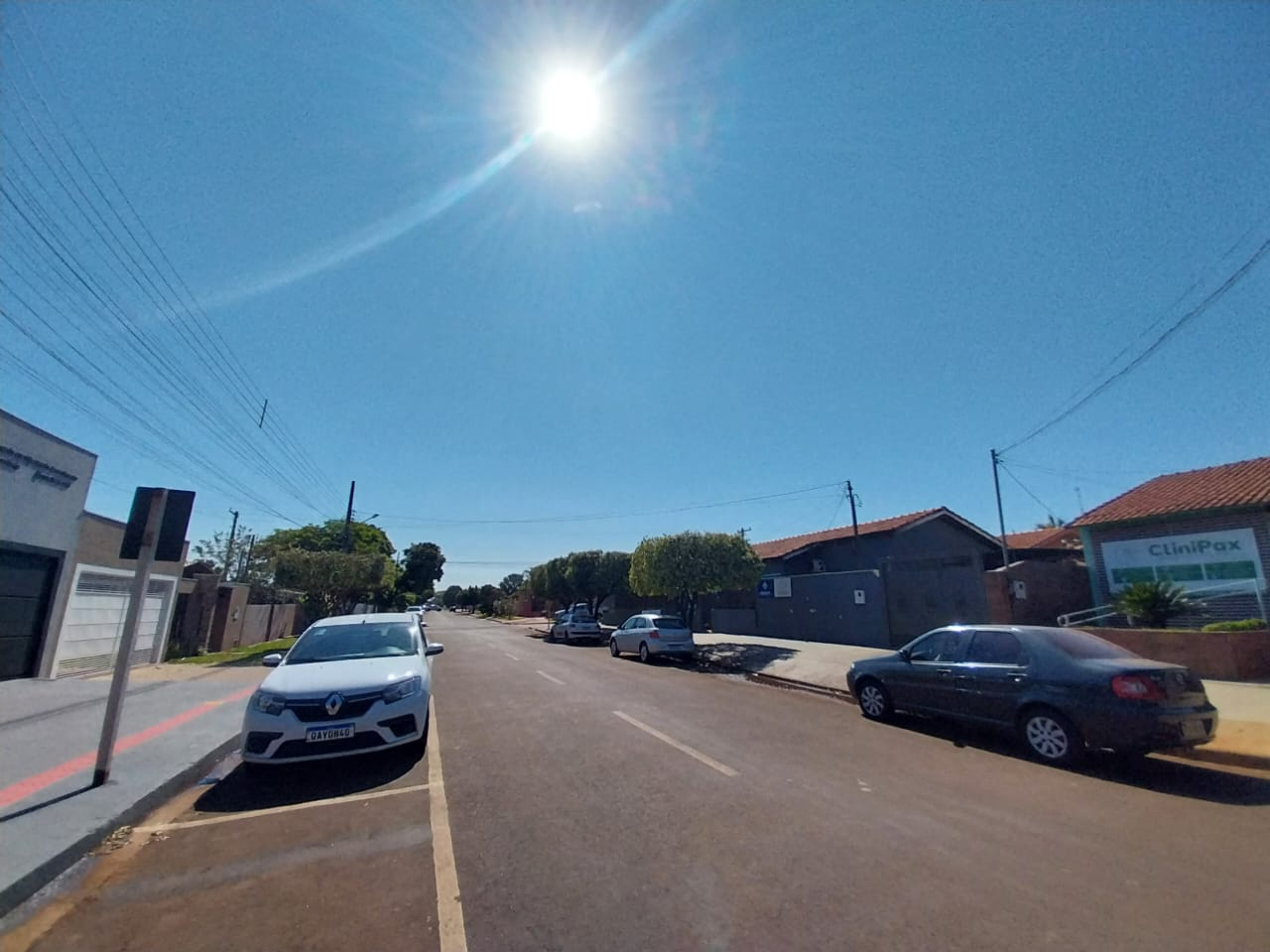 Maracaju sob o sol e o alerta: Calor intenso e alerta amarelo por baixa umidade