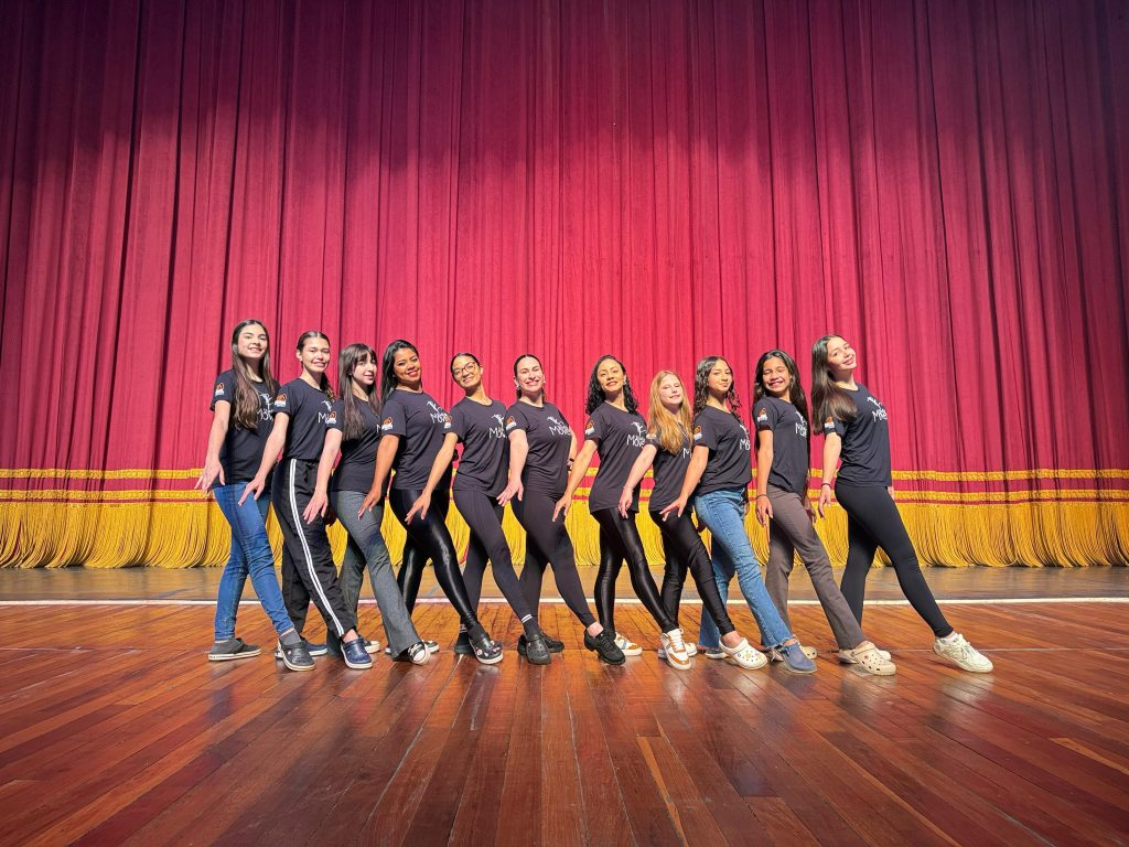 Bailarinas de Maracaju brilham na 42ª edição do Festival de Dança de Joinville e são premiadas em apresentação no Beto Carrero World