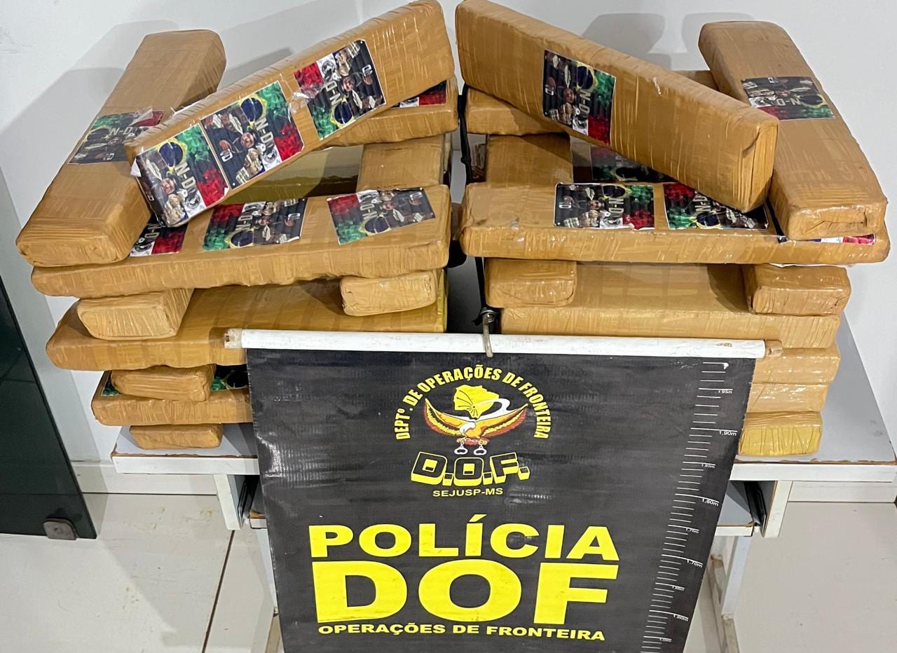 Maracaju: Passageira de carro de aplicativo é presa pelo DOF com malas recheadas de maconha