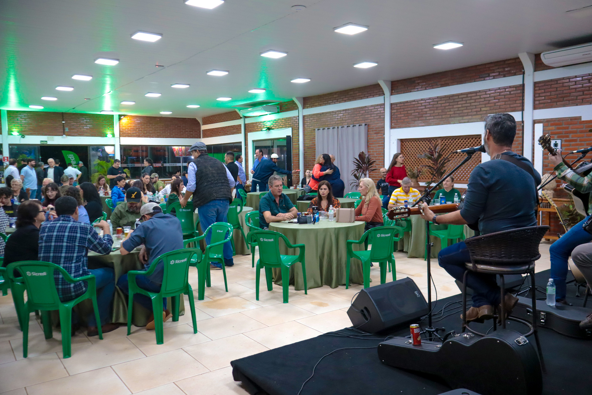 Sicredi Pantanal MS encerra Expomara 2025 comemorando ações conjuntas e fortalecendo parcerias com o produtor rural