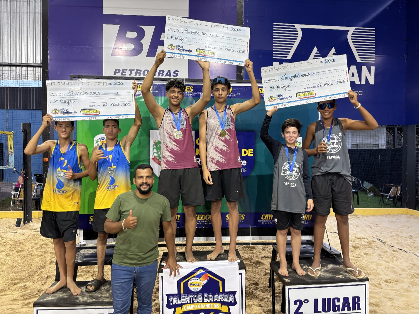 Open de Vôlei de Praia de Rio Brilhante reúne o expressivo número de 288 atletas e premia vencedores com mais de 18 mil reais.
