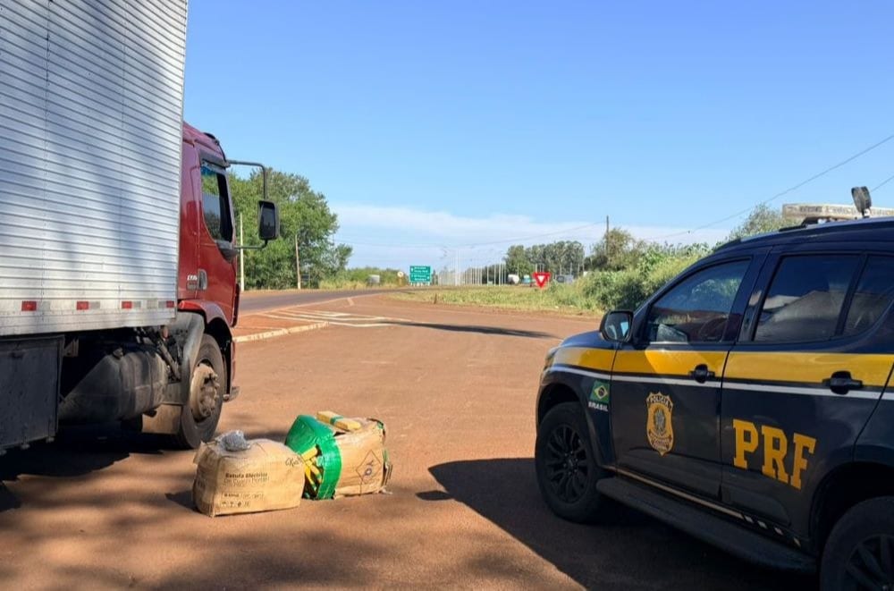 PRF apreende 153 Kg de maconha em Rio Brilhante