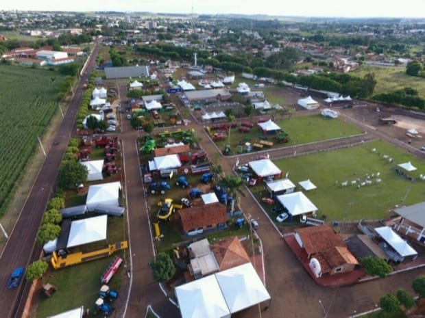 Expomara 2026 terá grandes shows nacionais, palestras sobre inovação e inteligência artificial, rodeio e programação técnica em Maracaju