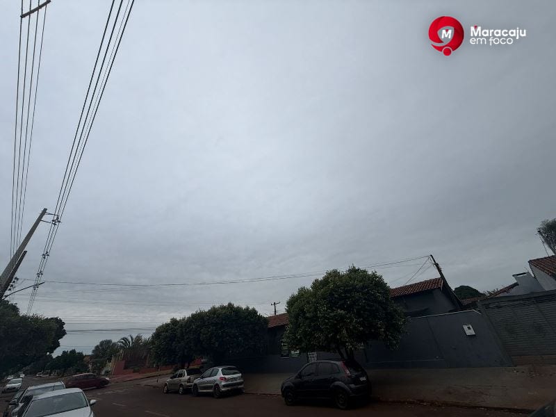 Frente fria avança e derruba temperaturas em Maracaju nesta segunda-feira