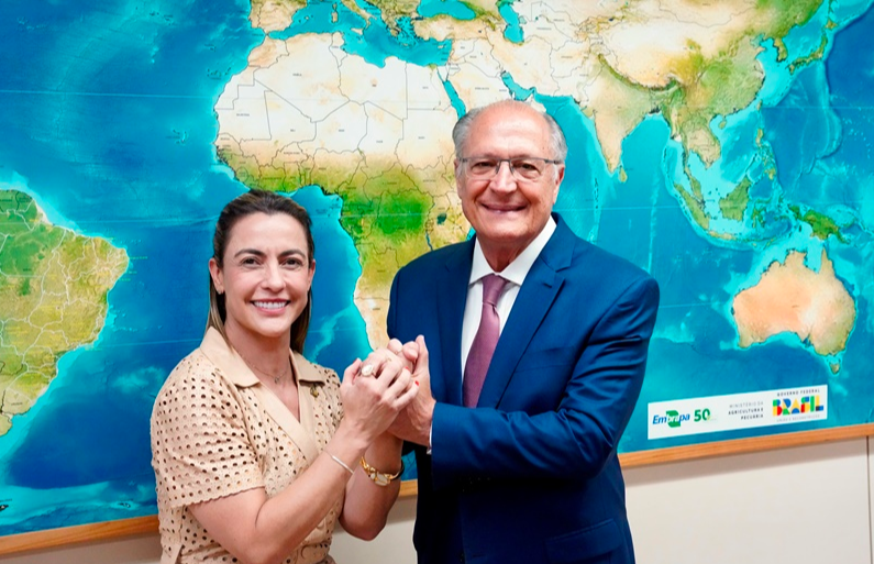 Senadora Soraya Thronicke assume diretório estadual do PSB em Mato Grosso do Sul