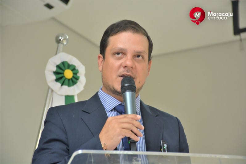 Patrick Ribas cobra manutenção de playground do CEPE Simão Rocha e destaca cuidado com espaços públicos