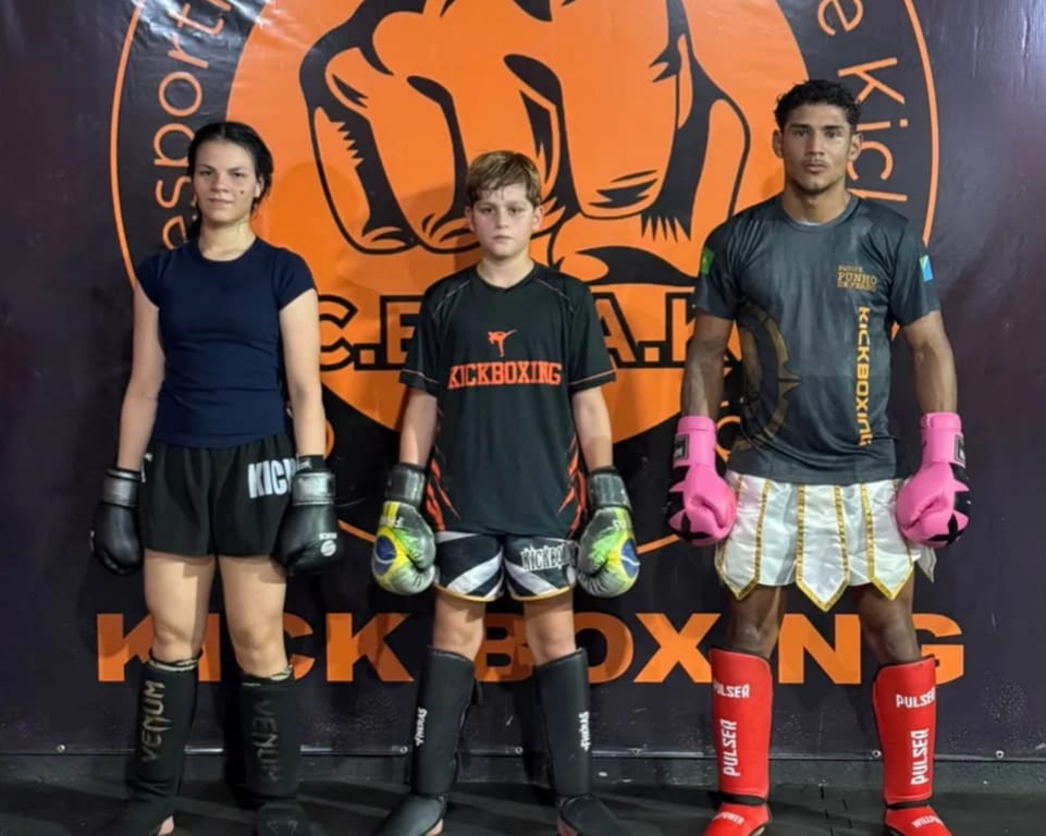 Atletas de Maracaju disputam a Copa Brasil de Kickboxing no Paraná