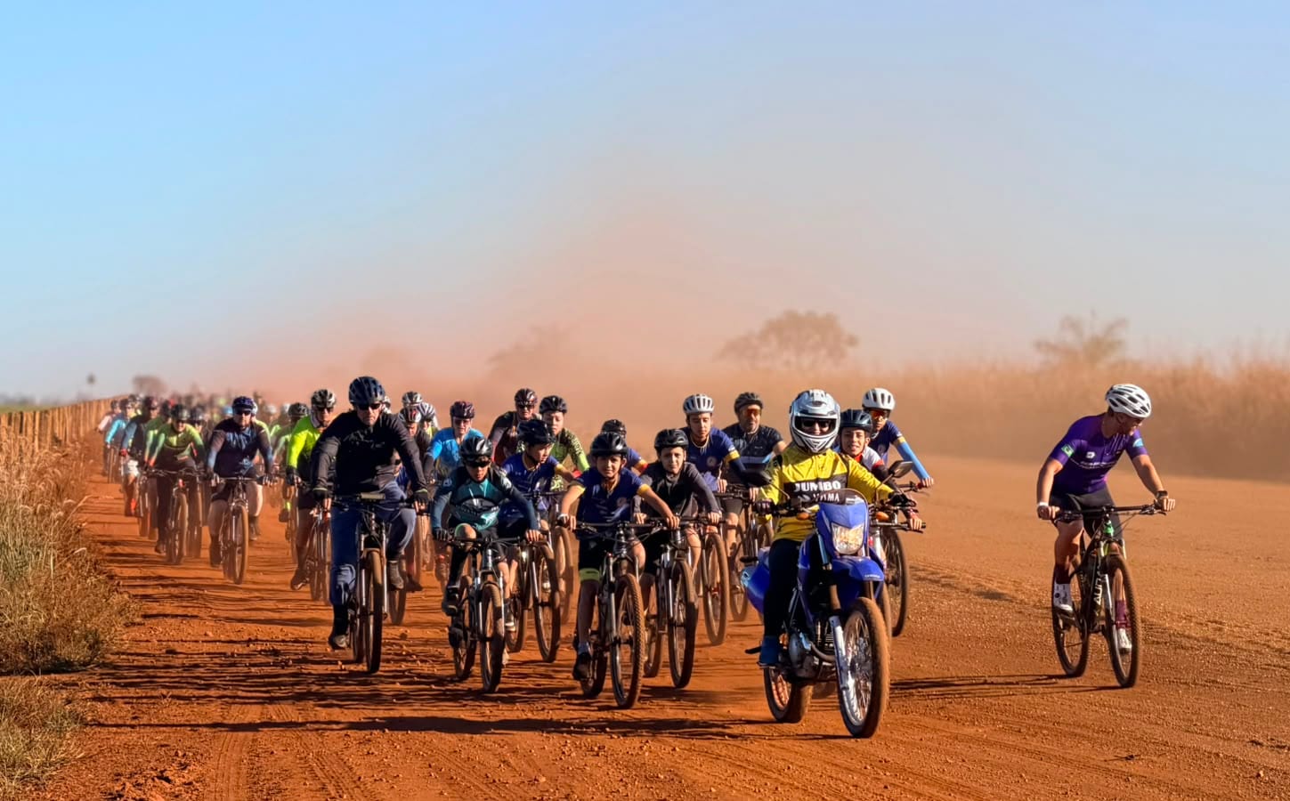Rio Brilhante foi palco do 3º Cicloturismo Rural no Território do Celeiro do MS com a participação de mais de 150 ciclistas do estado