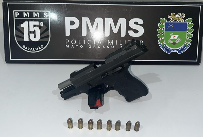 Homem é preso pela Polícia Militar com arma de fogo durante abordagem em Maracaju