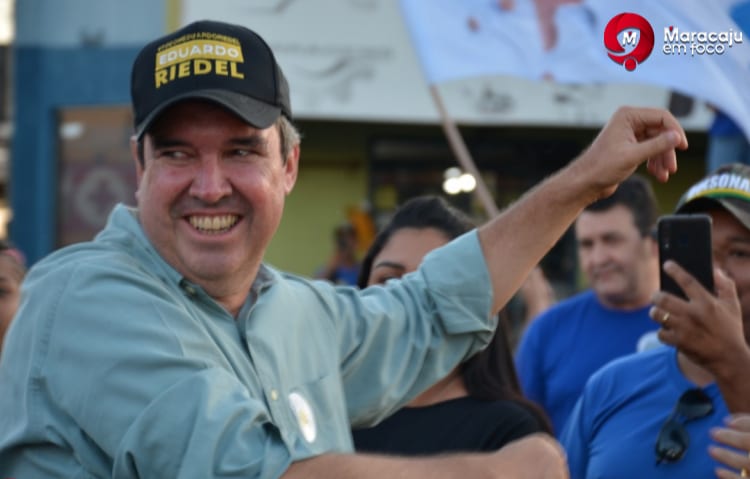 Eduardo Riedel e Reinaldo Azambuja participam de “Carreata da Vitória” em Maracaju na véspera da eleição