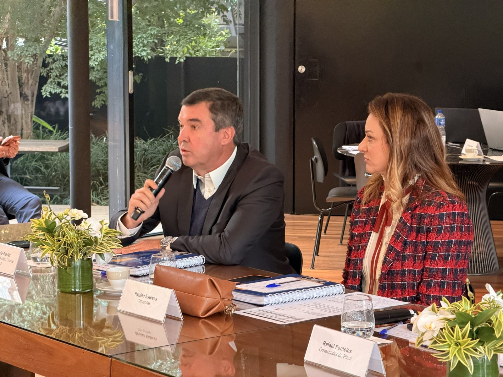 Riedel leva experiências de MS a pacto nacional e destaca avanços em qualificação, redução da pobreza e segurança