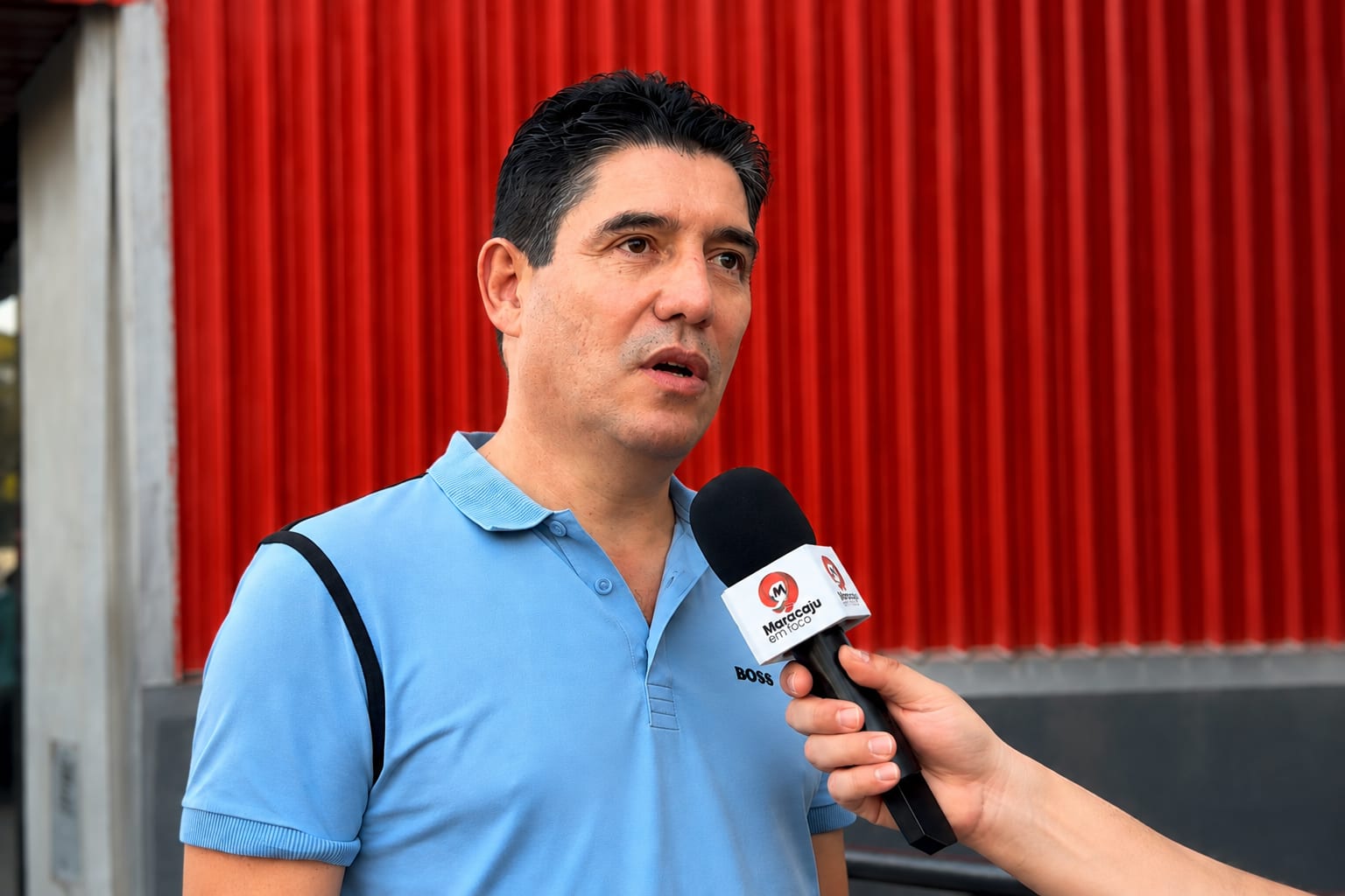Celso Vargas participa de adesivagem e destaca união de lideranças em apoio a Reinaldo Azambuja e Eduardo Riedel