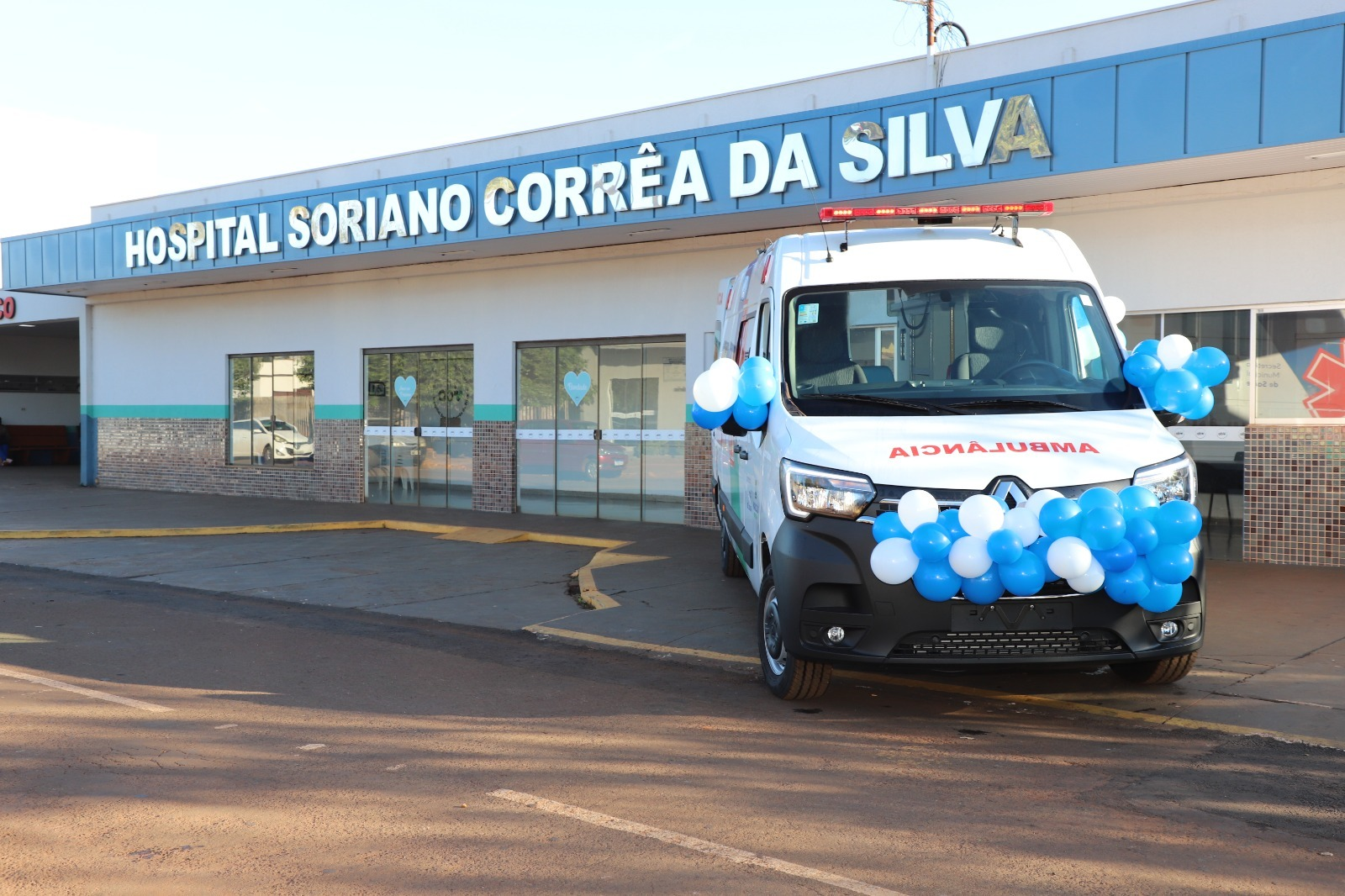 Com recursos da Câmara, Prefeitura de Maracaju reforça a saúde com nova ambulância UTI.