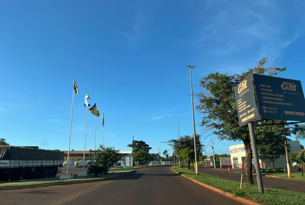 Sexta-feira abafada antecede virada no tempo em Maracaju