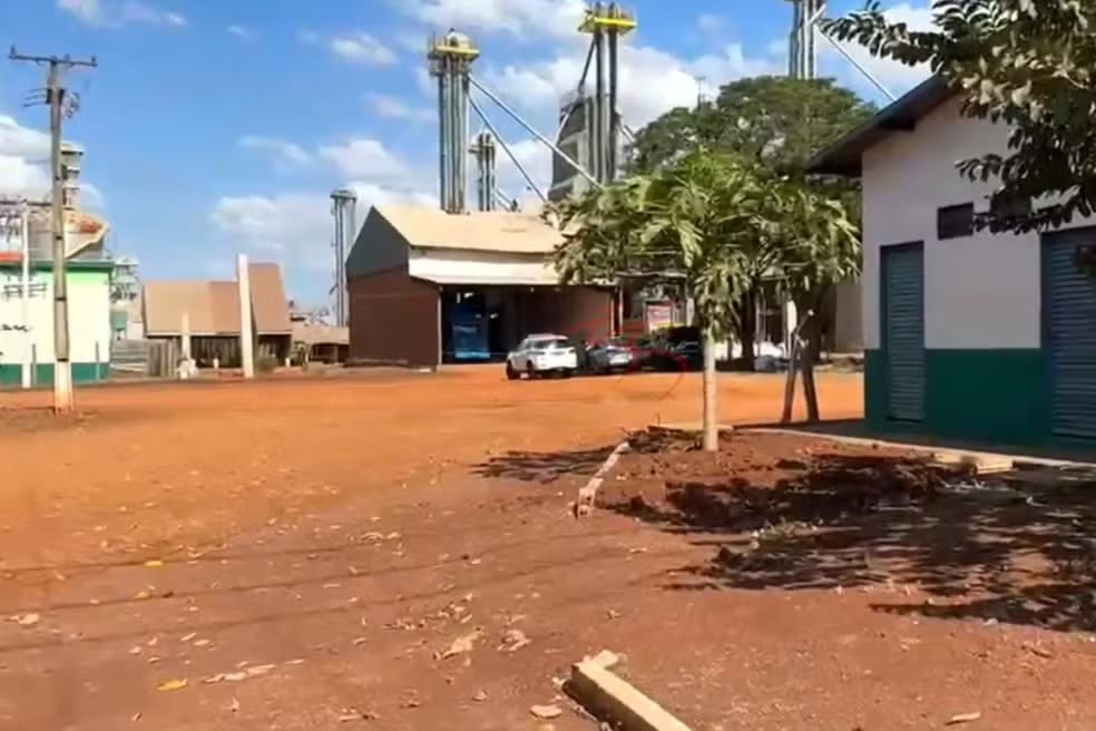 Trabalhador morre após ser atingido por tampa de caçamba em cooperativa de grãos em Maracaju