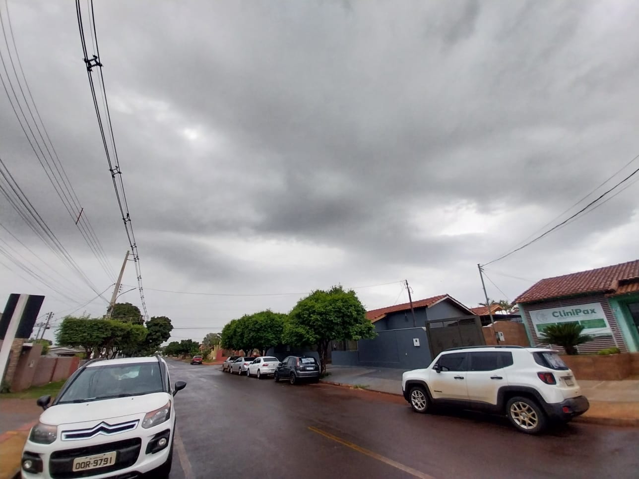 Instabilidade marca o fechamento de Setembro em Maracaju com garoa matinal e alerta de tempestade