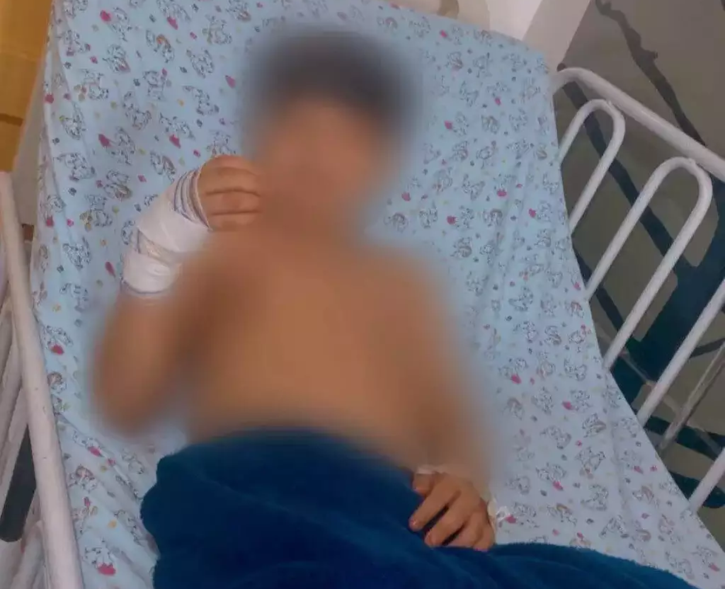 Maracaju: Menino de 7 anos é baleado por atirador enquanto brincava em quintal.