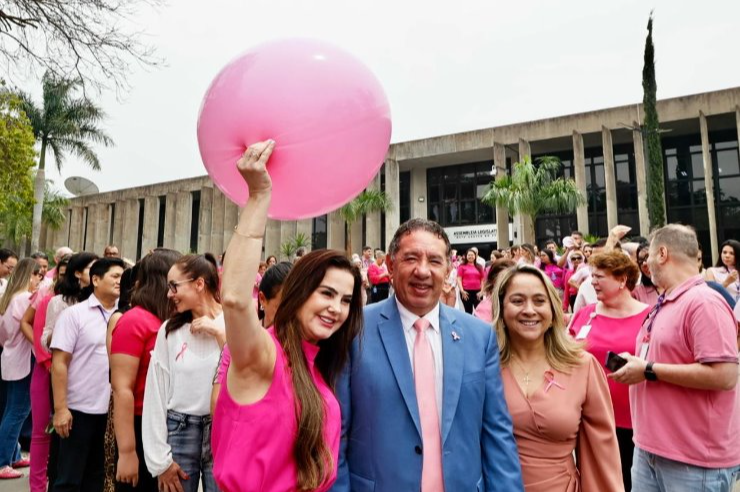 ALEMS abraça Campanha do Outubro Rosa e arrecada kits de beleza