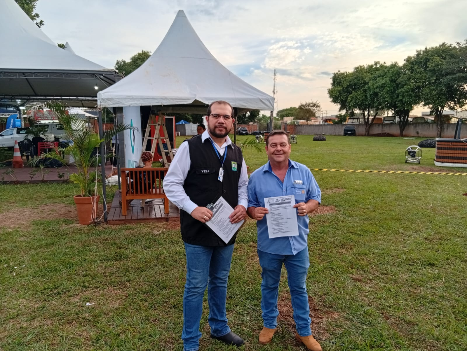Vigilância Sanitária garante segurança alimentar e reforça cuidado com a saúde na 30ª Festa da Linguiça de Maracaju.