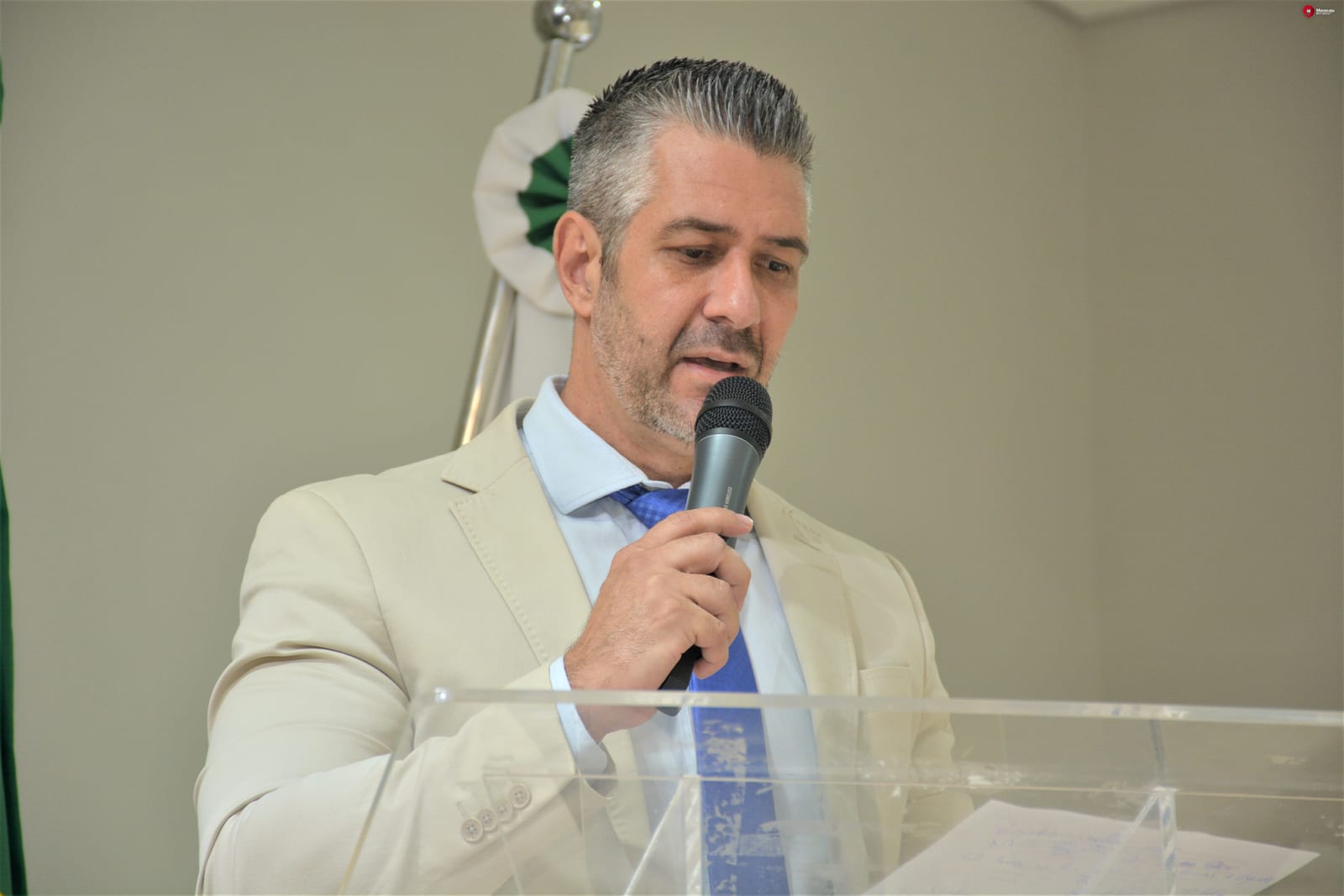Gustavo Veterinário solicita informações sobre filas de tomografia e ressonância em Maracaju