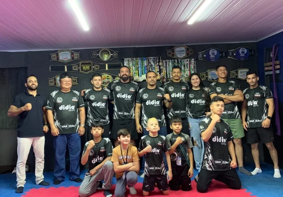 Atletas de Maracaju embarcam para disputar Mundial de Jiu-Jitsu no Rio de Janeiro