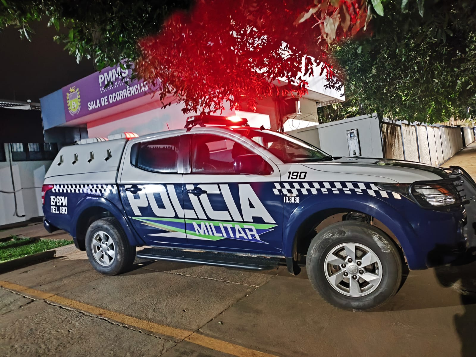 Polícia Militar atende ocorrência de agressão no interior de residência em Maracaju