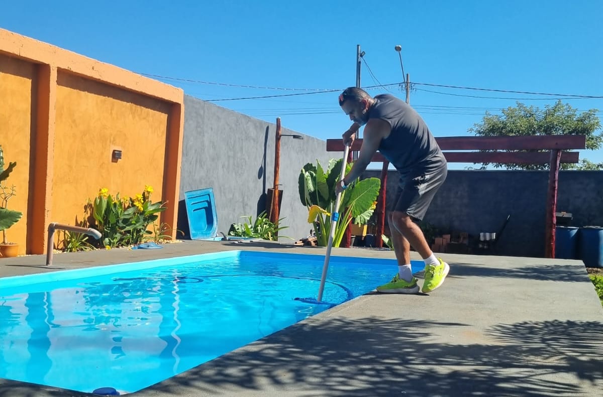 Carvalho Serviços de Limpeza de Piscina garante água limpa, saudável e pronta para toda a família