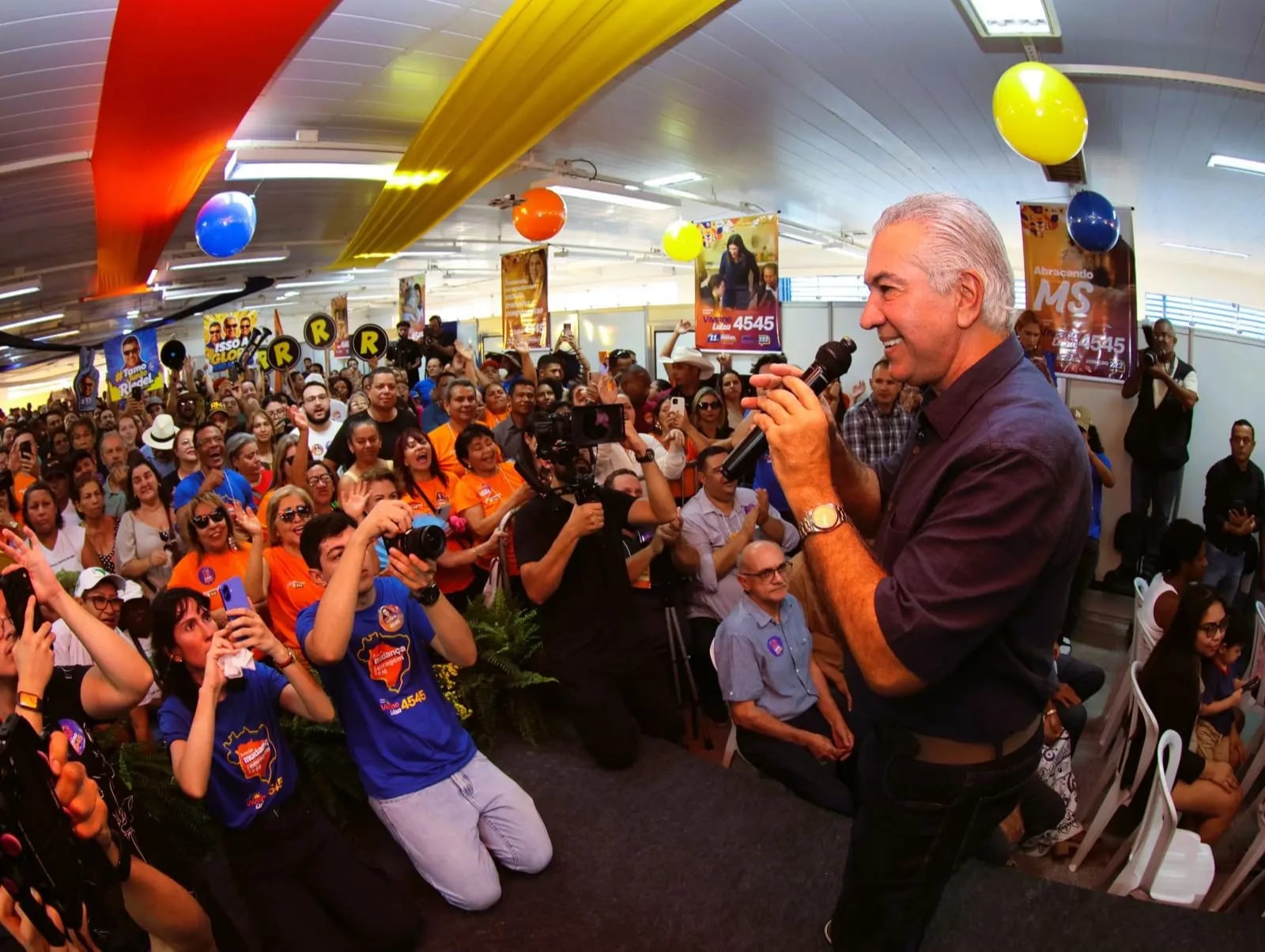 Reinaldo inicia campanha ao Senado ao lado de candidatos e apoiadores