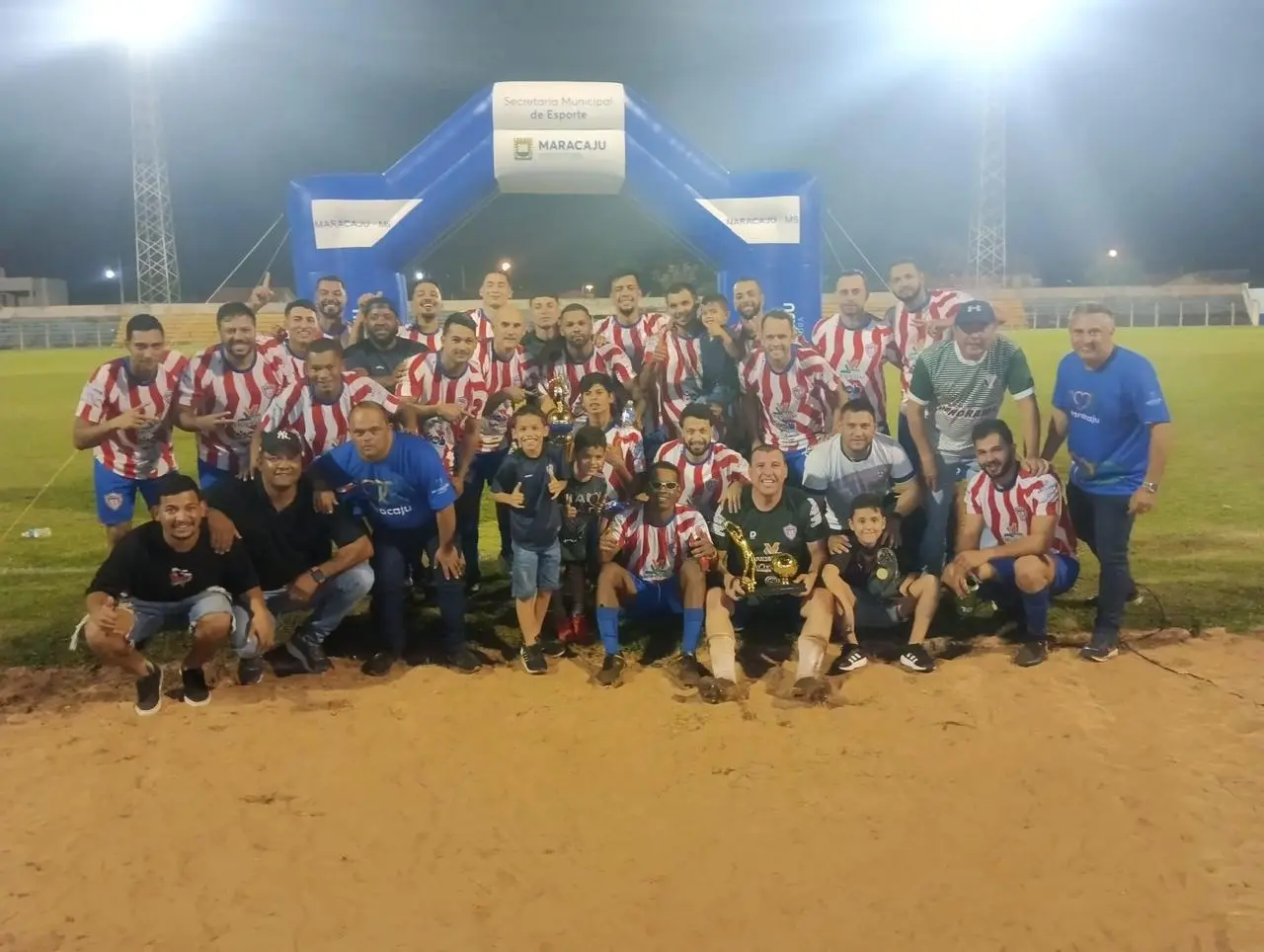 Clube Atlético Maracaju é o campeão do Amador 2024 e leva o Troféu Centenário.