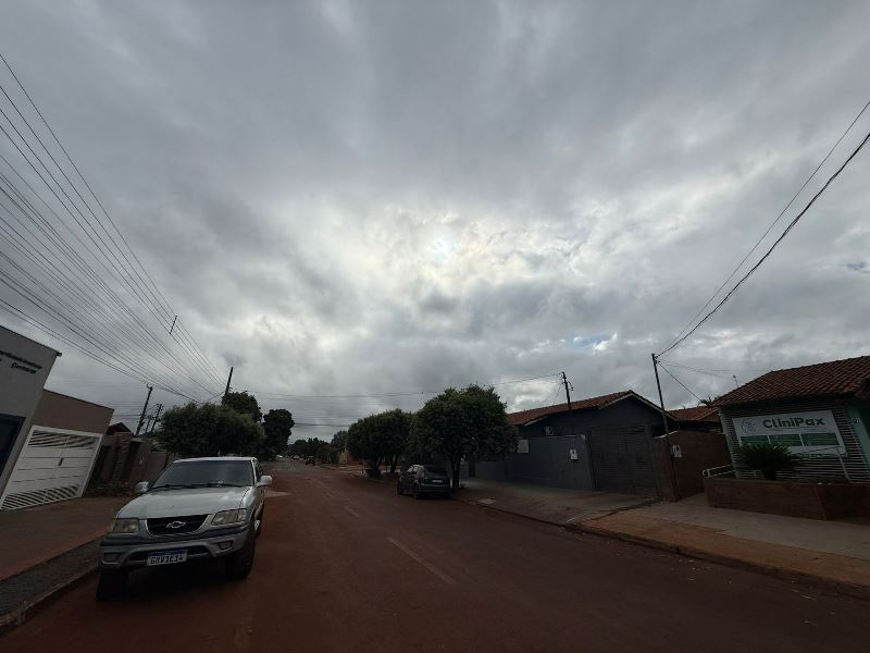 Maracaju sob alerta: quinta-feira terá sol entre nuvens e pancadas de chuva isoladas