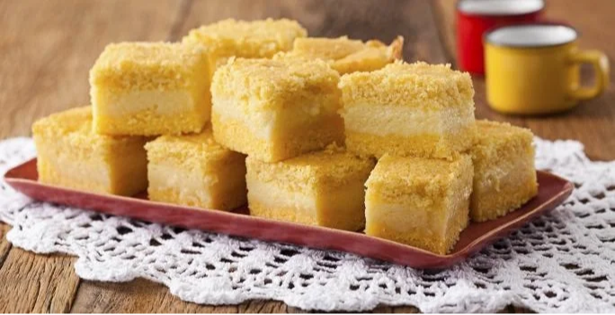 Bolo de Fubá Cremoso