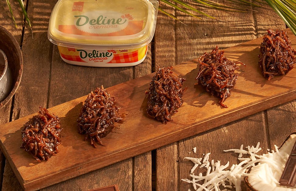 Aprenda a fazer cocada de chocolate