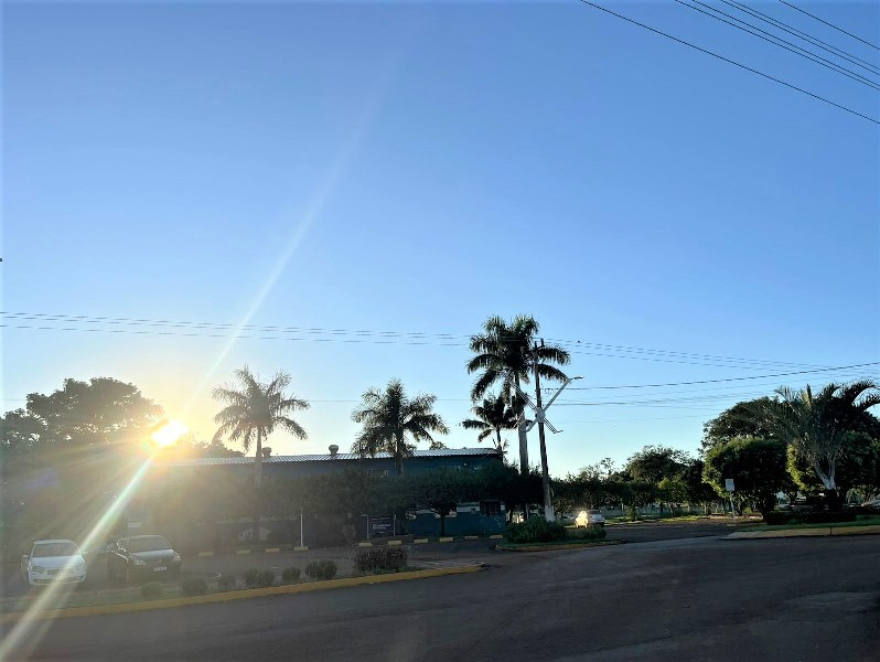 Sexta-Feira 13 com sol e pancadas de chuva: Maracaju deve ter dia abafado e noite de tempo firme