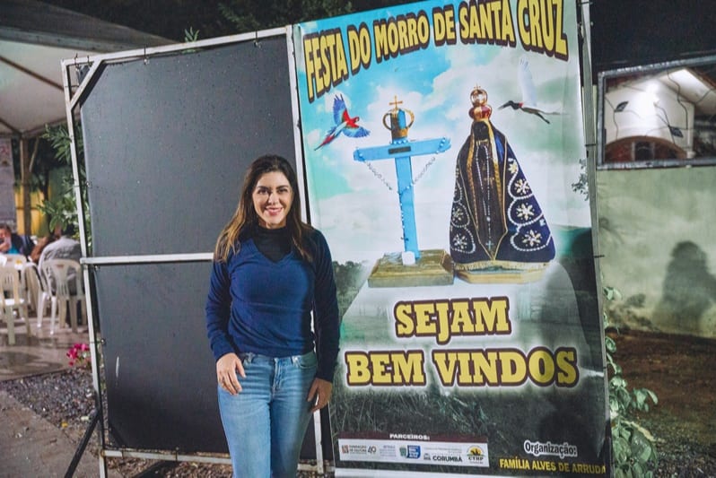“Tradição é pertencimento”, diz Viviane Luiza durante 156ª Festa do Morro de Santa Cruz