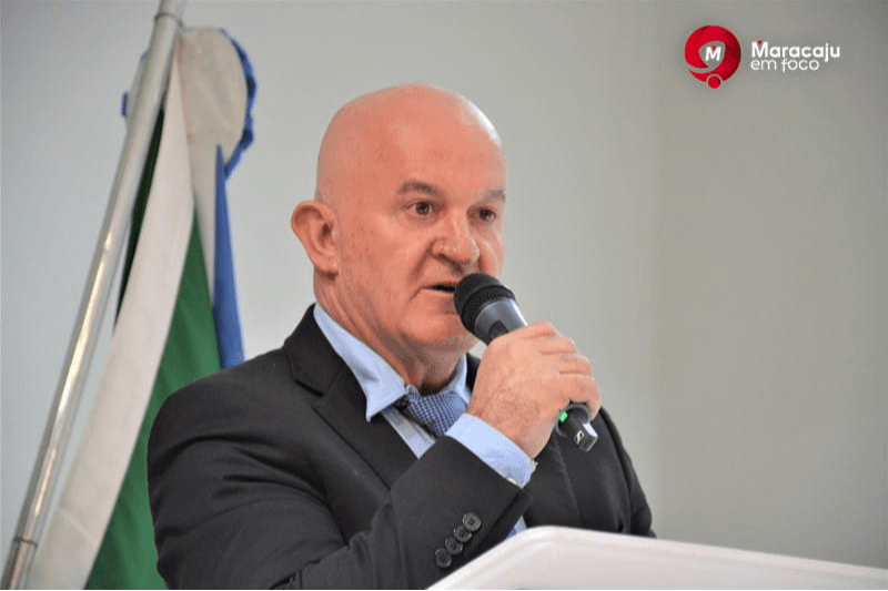Vereador Vilmar da Era do Gelo cobra manutenção asfáltica urgente na Rua João de Barro e outras vias do Bairro Inacinha Rocha