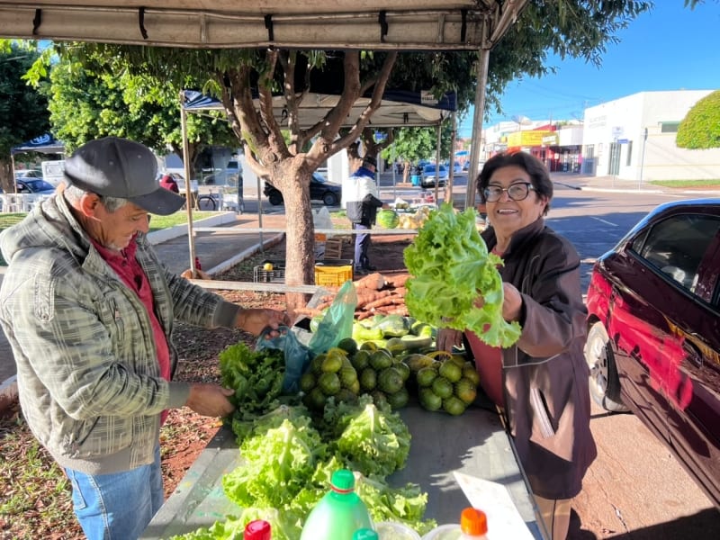 Feira do Produtor movimenta economia e leva produtos frescos à mesa dos nioaquenses