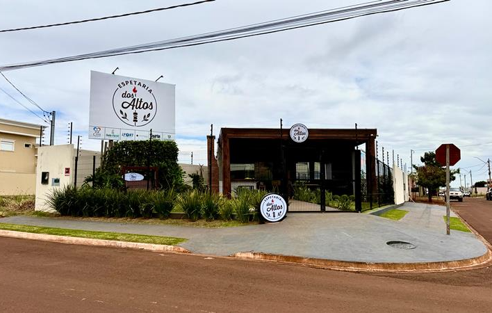 Sexta é dia de festa: inaugura a Espetaria dos Altos!