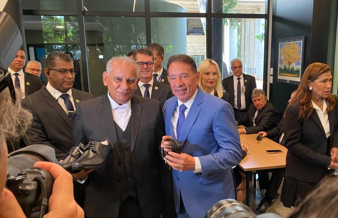 Gerson Claro reforça valorização dos servidores com entrega de uniformes na ALEMS