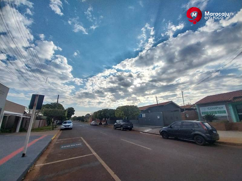 Calor domina a quinta-feira em Maracaju com alerta para baixa umidade