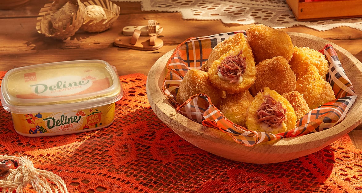 Receita de Coxinha de Cuscuz com Carne Seca