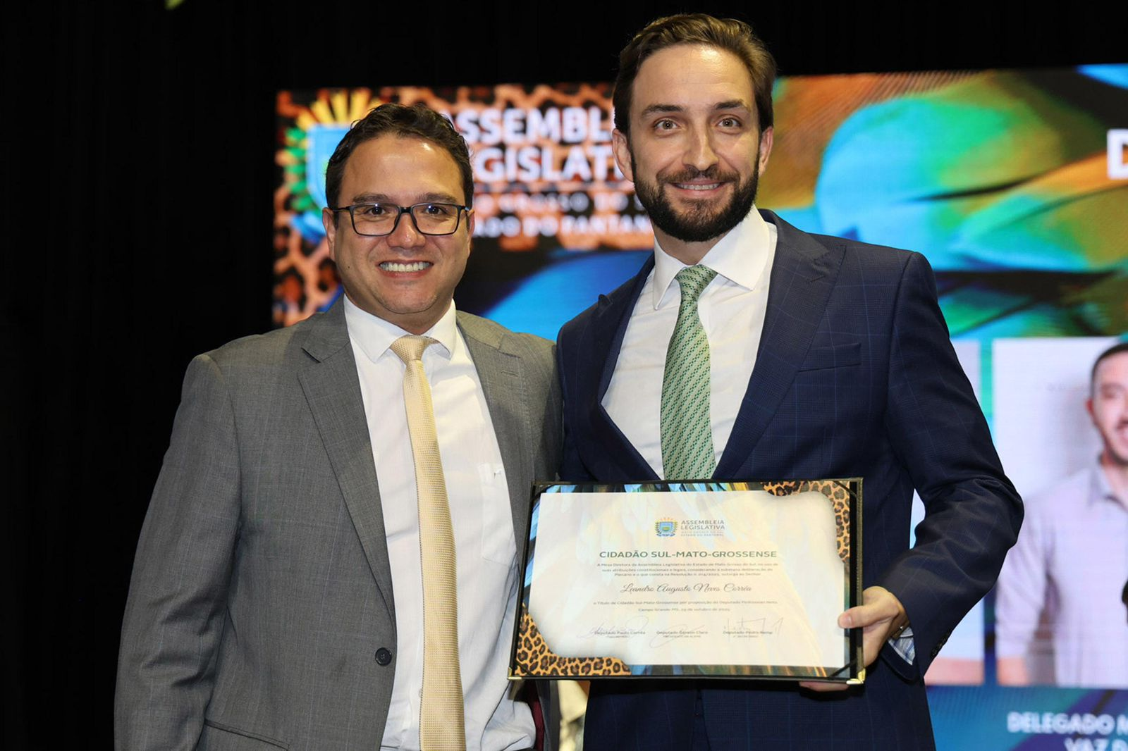 Leandro Augusto Neves Corrêa celebra 10 anos de atuação em Maracaju e recebe o título de Cidadão Sul-Mato-Grossense